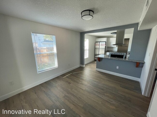 Building Photo - 2 br, 1 bath House - 109 Key Ave.
