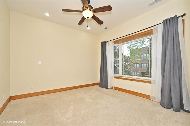 Building Photo - 2453 N Campbell Ave