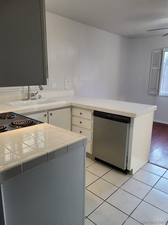 Foto del edificio - 5452 Adobe Falls Rd