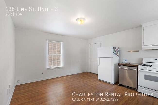 Building Photo - 138 Line St