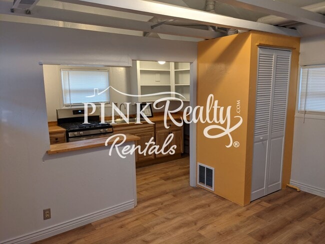 Photo - 17 Narrows Rd House