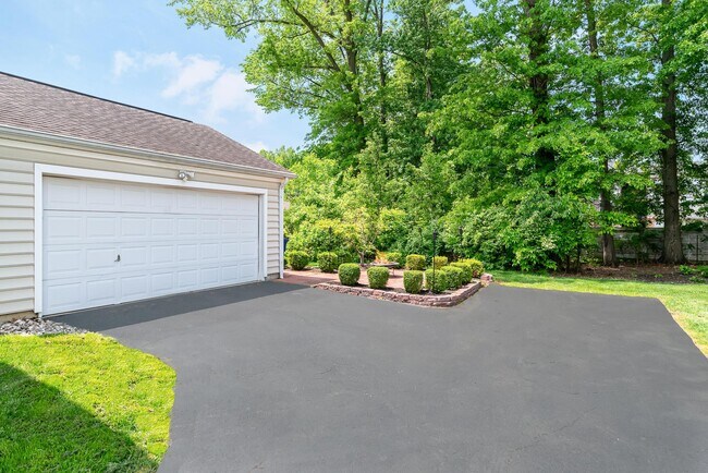 Foto del edificio - 4105 Sweet Shadow Ave