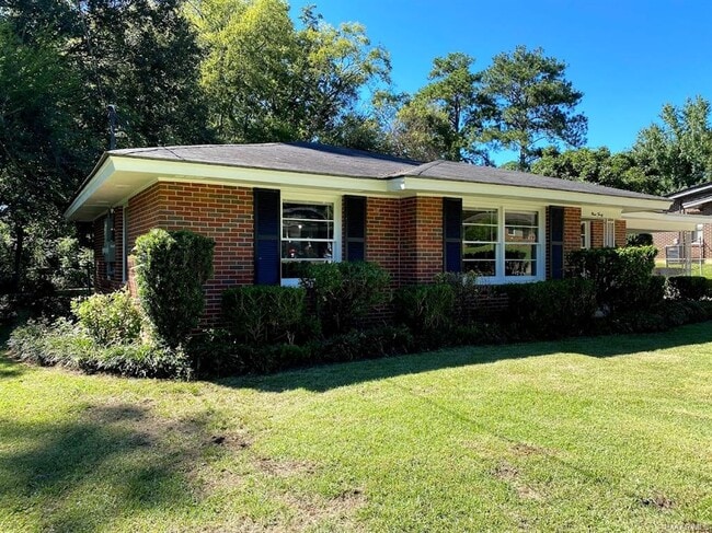 Foto del edificio - 940 Green Ridge Ct