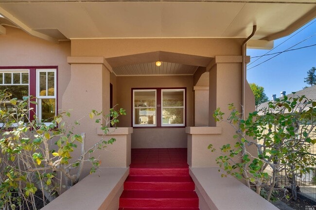 Building Photo - 42 Ross Valley Dr