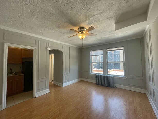 Foto del edificio - 434 W Wellington Ave