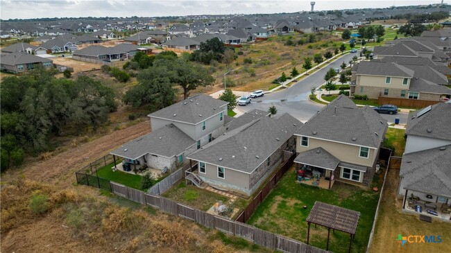 Foto del edificio - 1974 Flametree Ave