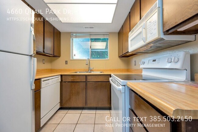 Foto del edificio - Charming Condo! $500 Off Move In Cost!