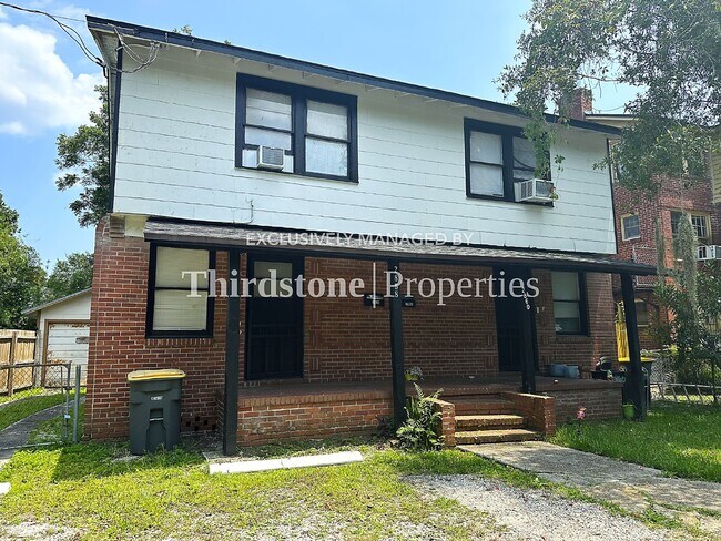 Building Photo - 2858 Olga Pl