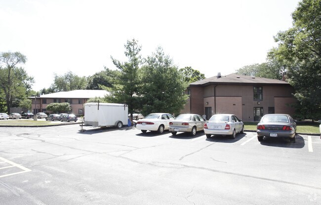 Frank W. Smith Retirement Center Rentals Des Moines, IA