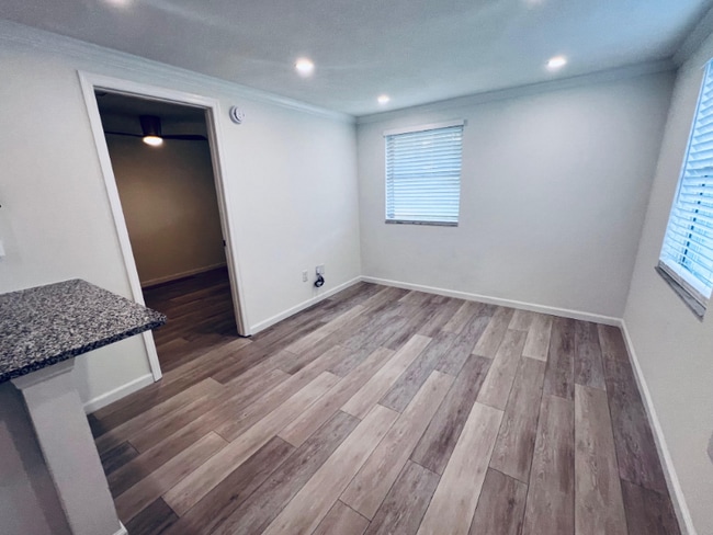 Building Photo - 5511 Cheyenne Dr