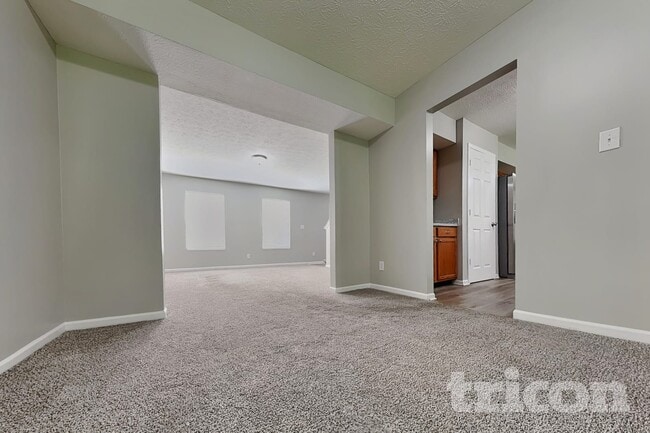 Building Photo - 1426 Auburn Dr