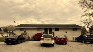 Building Photo - 7216 N Wade School Rd