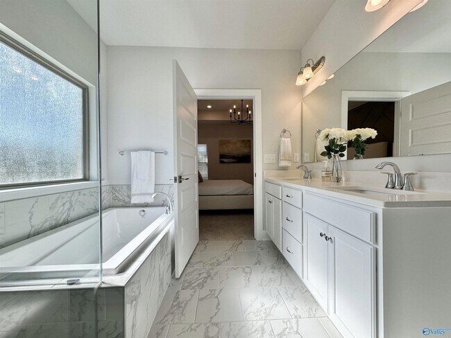 Foto del edificio - 161 Protestant Dr