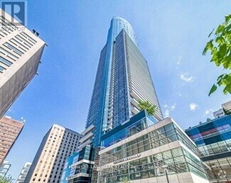 Building Photo - 386-4386 Yonge St