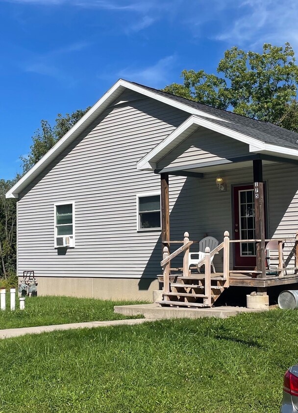 Foto principal - 175 Kendall Ave