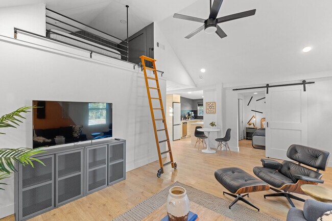 Building Photo - 1675 Highway 92 S