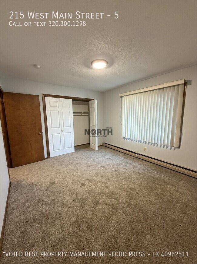 Building Photo - 215 W Main St