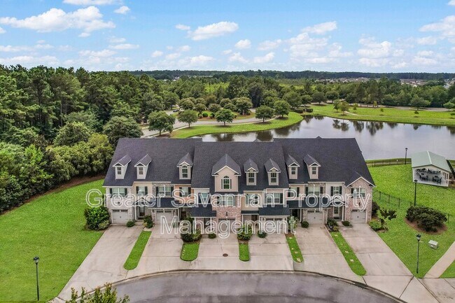 Foto del edificio - 125 Ventura Pl