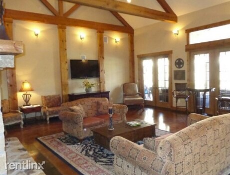 Foto del edificio - 8200 Micron Dr