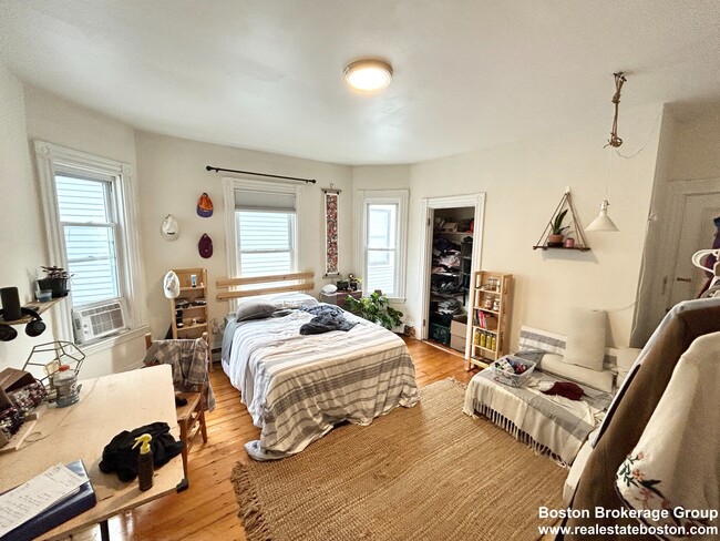 Foto del edificio - 72 Calumet St