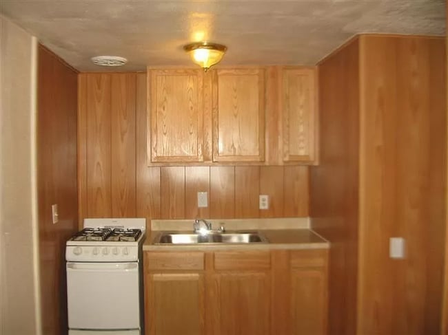 Photo - 3158 Woodward St Apartment