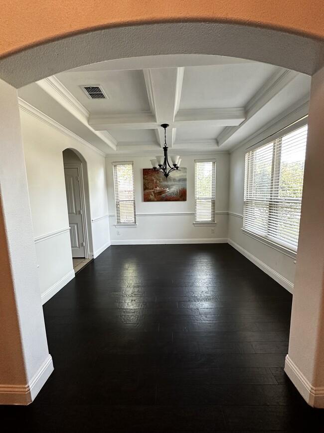 Foto del edificio - 13172 Deep River Dr