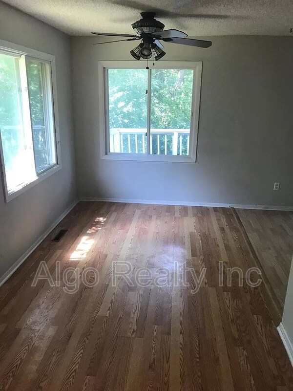 Building Photo - 15598 Garfield Cir