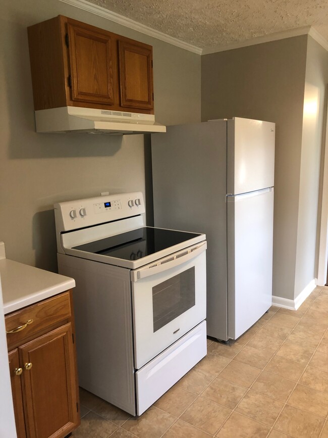 Foto del edificio - 258 Compton Rd