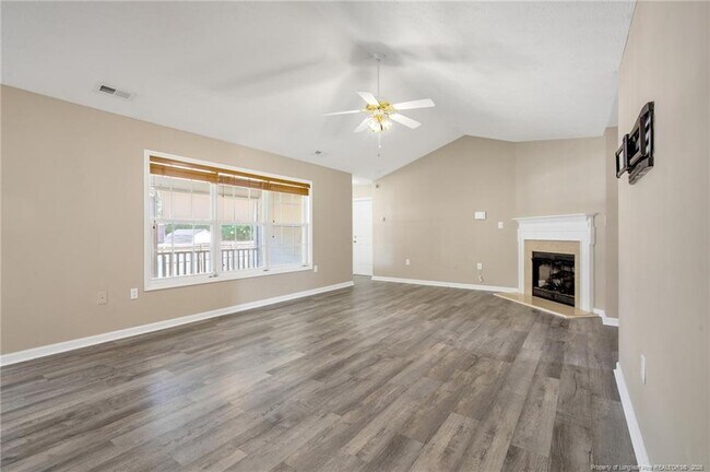 Building Photo - 1406 Averton Ct