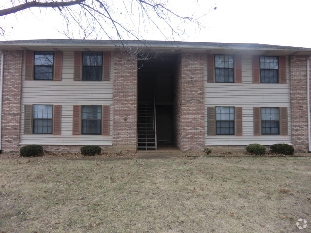 Building Photo - 3 Quail Hollow Ct