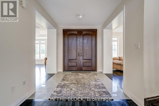 Building Photo - 24 Whitewood Dr