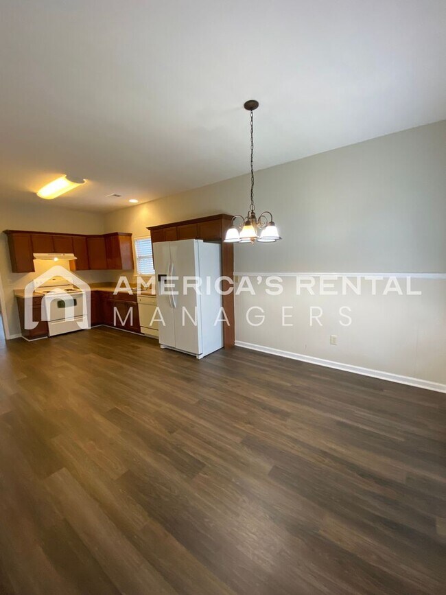 Foto del edificio - Home in Moody!!!