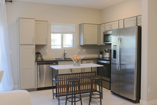 Foto del edificio - 8425 N 22nd Dr