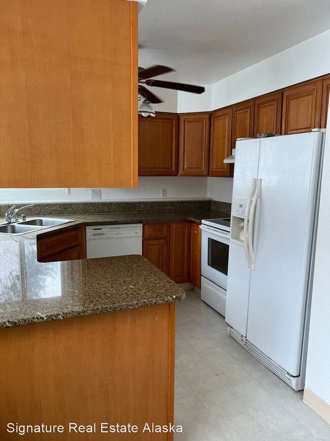 Building Photo - 3 br, 2 bath House - 10018 Marmot Circle U...