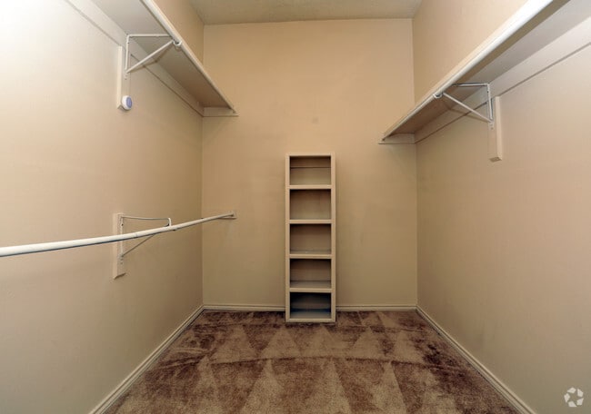 Interior Photo - Enclave