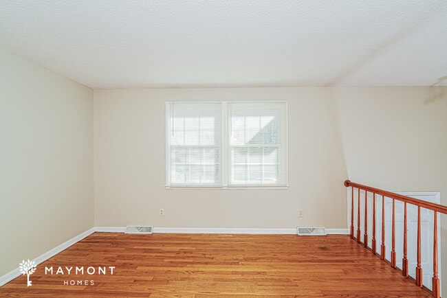 Building Photo - 7704 Logan Dr SW