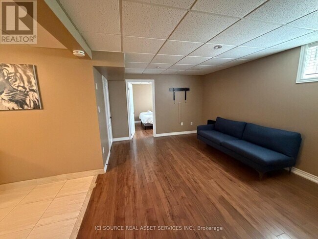 Building Photo - 55 Marsellus Dr