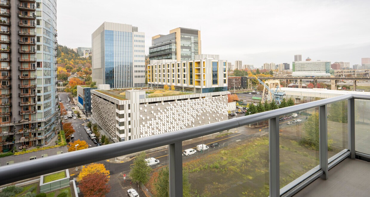 836 S Curry St Unit 1108, Portland, OR 97239 Condo for Rent in