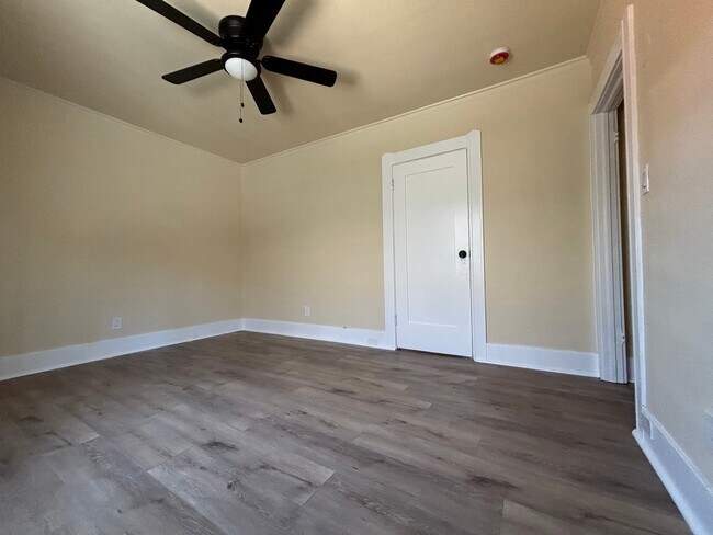Foto del edificio - 5306 Cimarron St