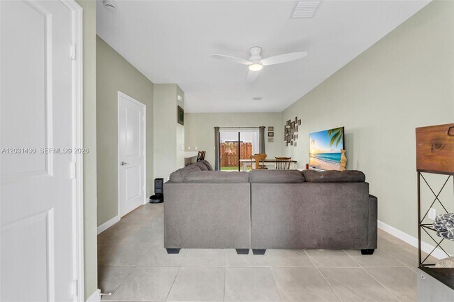 Foto del edificio - 23082 SW 129th Ct