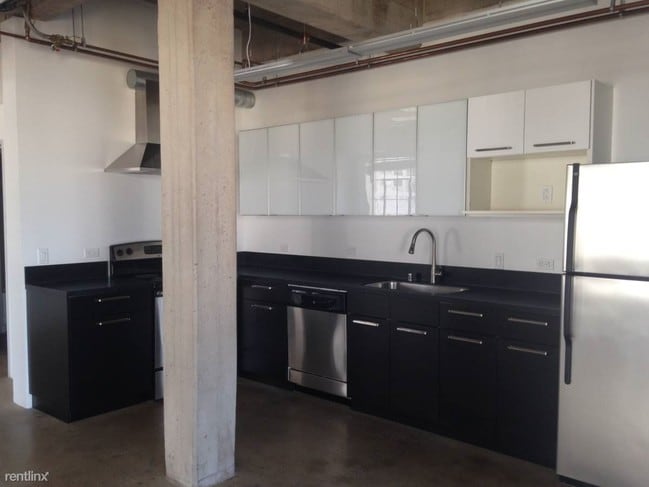 Building Photo - 1756 Kettner Blvd