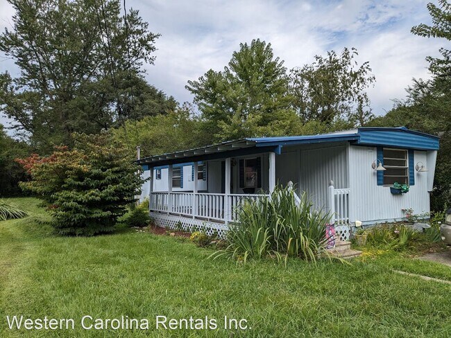 Building Photo - 3 br, 1 bath House - 395 Allen Henson Circle