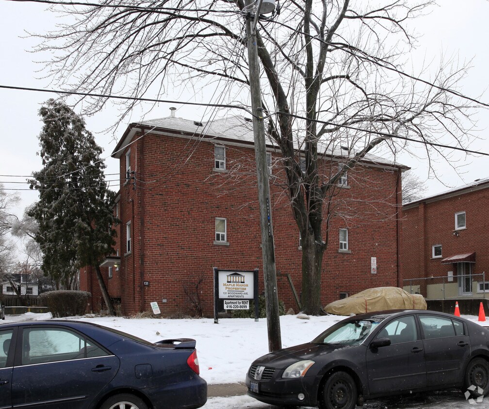 Photo du bâtiment - 131 Woodward Ave