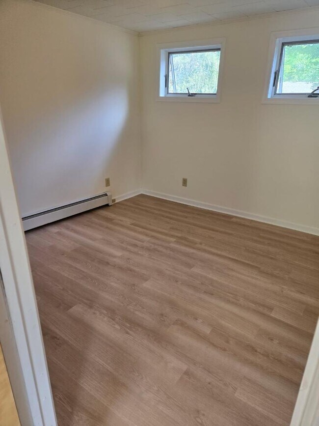 Foto del edificio - 155 School Ave