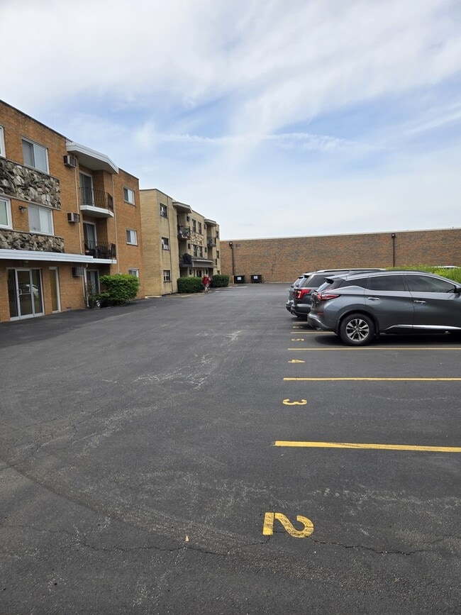 Building Photo - 4712 W 107th St