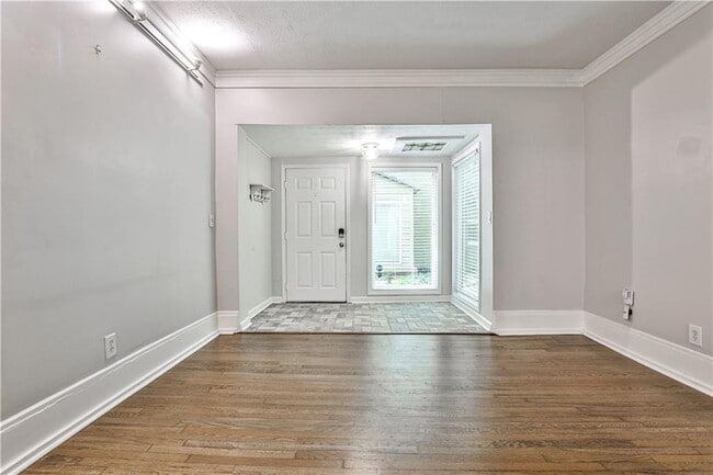 Building Photo - 864 Charles Allen Dr NE