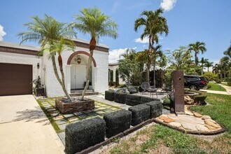 Building Photo - 6590 Fountains Cir