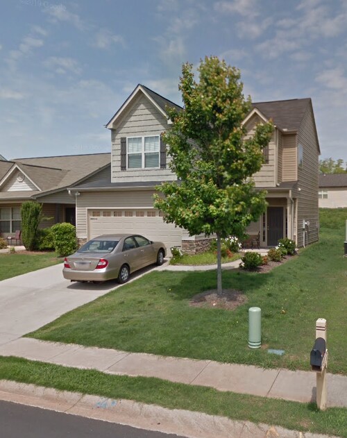 Foto del edificio - 383 Edgemont Ave