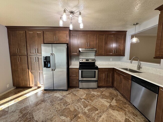 Foto del edificio - Beautiful 2Bd/1.5Ba Townhome in Orange w/A...