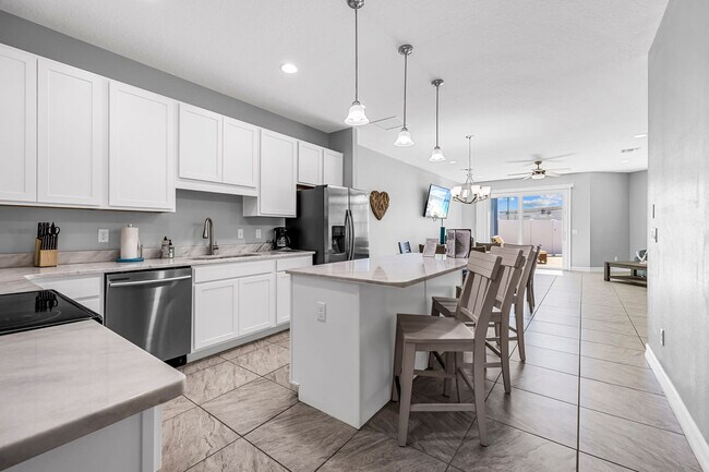 Foto del edificio - 132 Mediterranean Way